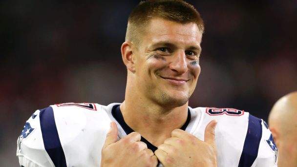 Rob Gronkowski Kicks, Misses, Scores Anyway at Super Bowl