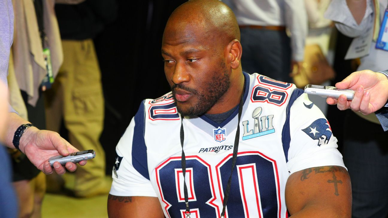 Danny Amendola, James Harrison Swap Jerseys Before Meeting Media - CBS  Boston