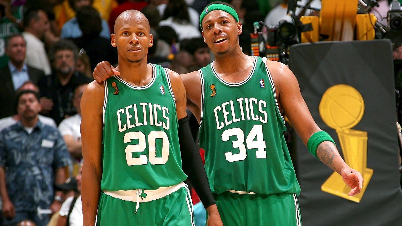 Paul Pierce poses in Instagram picture with Ray Allen, appeals to