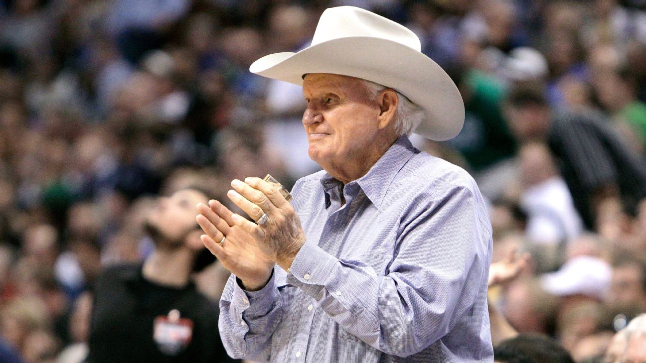 Don Carter, the Mavericks' co-founder and first majority owner, dies at age  84