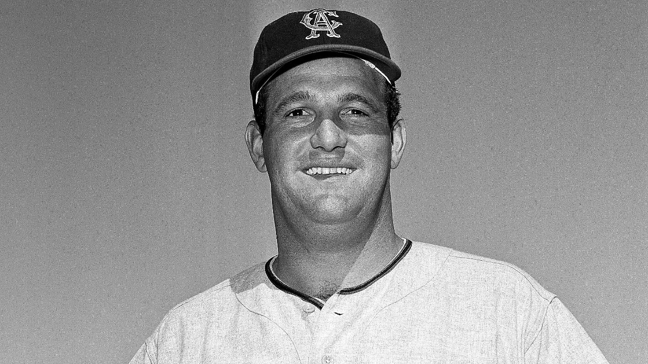 Jack Hamilton, former MLB pitcher who hit Tony Conigliaro with pitch, dies  at 79 - ESPN