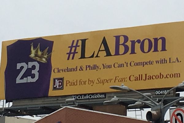 Fan Puts Up Billboards Trying To Woo Lebron James To Lakers Abc7 Fan Puts Up Billboards Trying To Woo Lebron James To Lakers Abc7