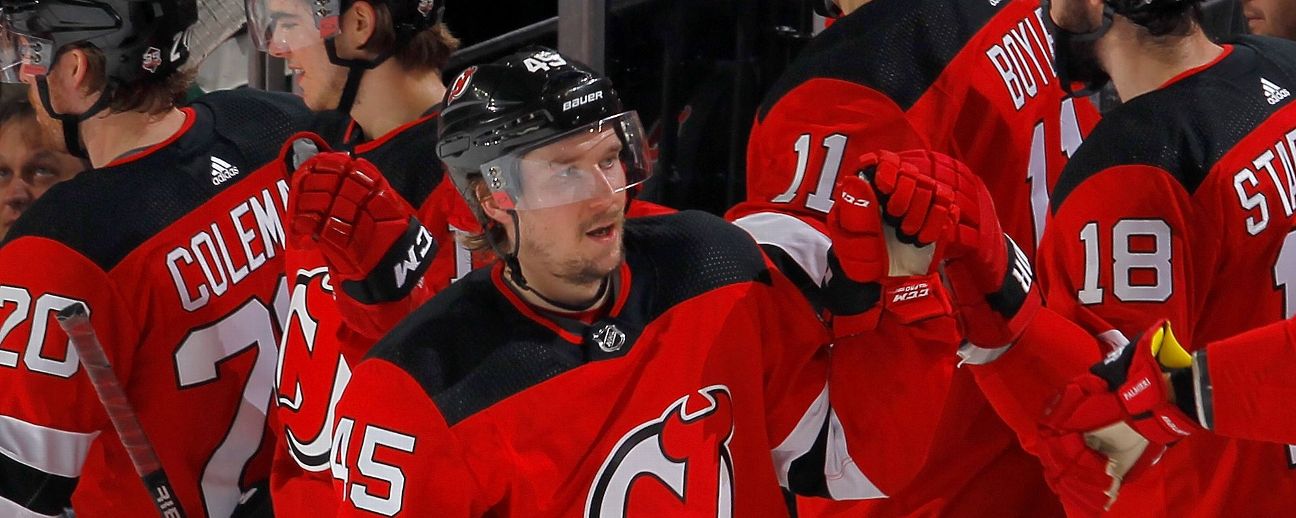 carolina hurricanes third jersey schedule