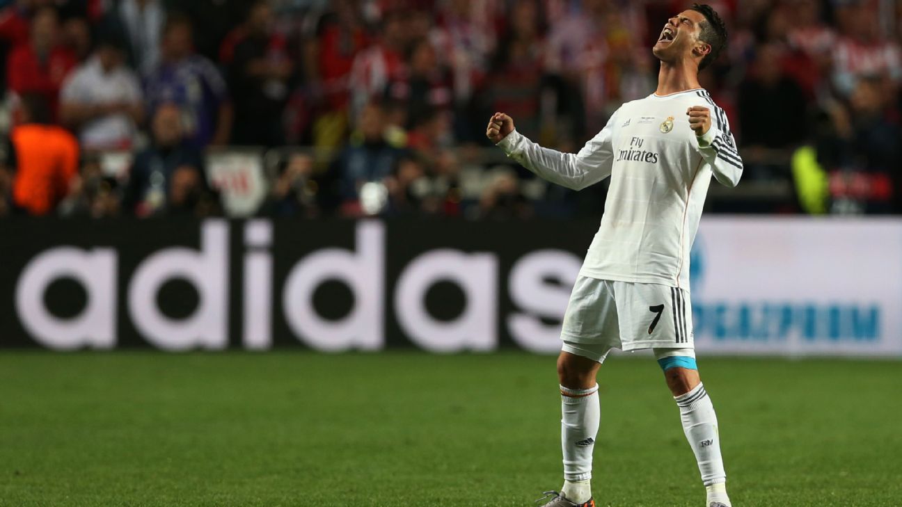 Real Madrid to hand Cristiano Ronaldo's iconic No7 shirt to new signing Mariano  Diaz