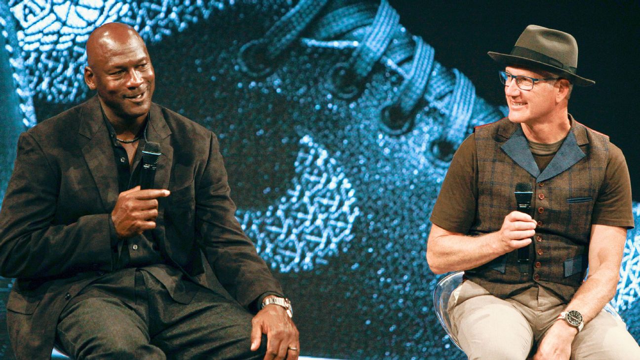 michael jordan chicago shoes