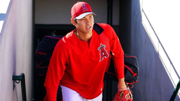 Shohei Ohtani Got Driver License in Offseason, Pulls Up to Spring