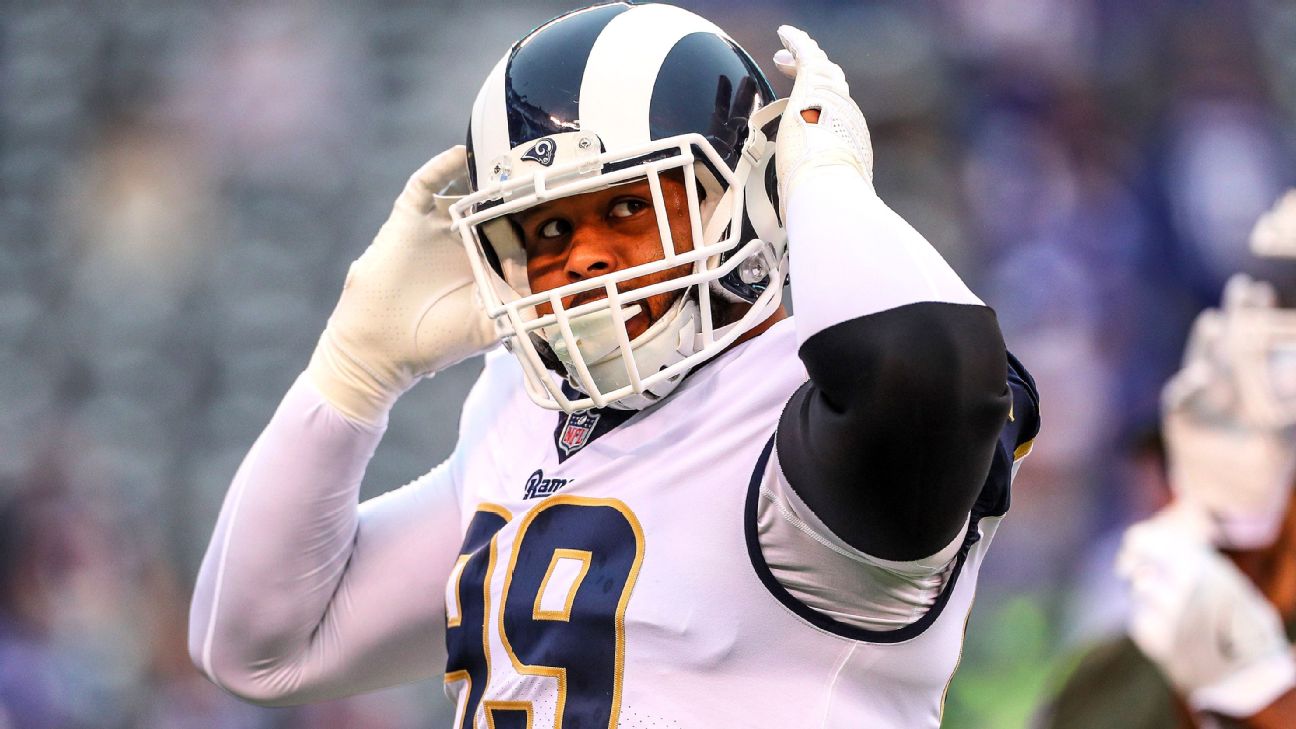 Rams' Aaron Donald loves training camp and that's bad for everyone else -  ESPN - Los Angeles Rams Blog- ESPN