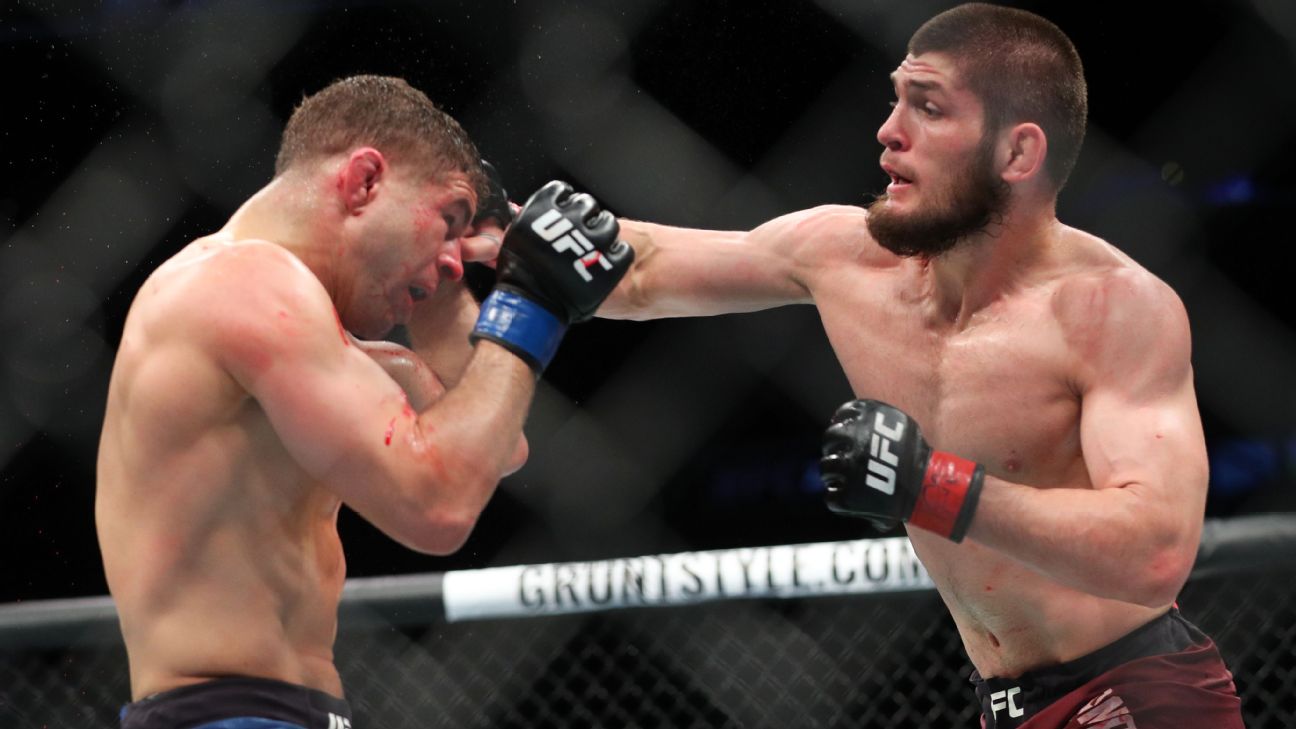 Após caos, Nurmagomedov vence Iaquinta e é o novo campeão peso