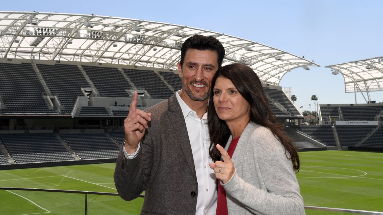 ESPN FC on X: Checking in with @LAFC Co-owners Mia Hamm and Nomar  Garciaparra. #SEAvLAFC  / X