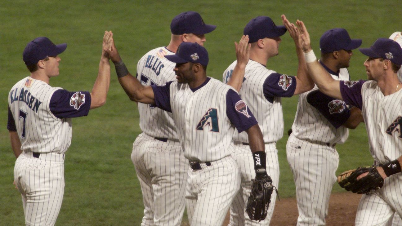 arizona diamondbacks jersey history