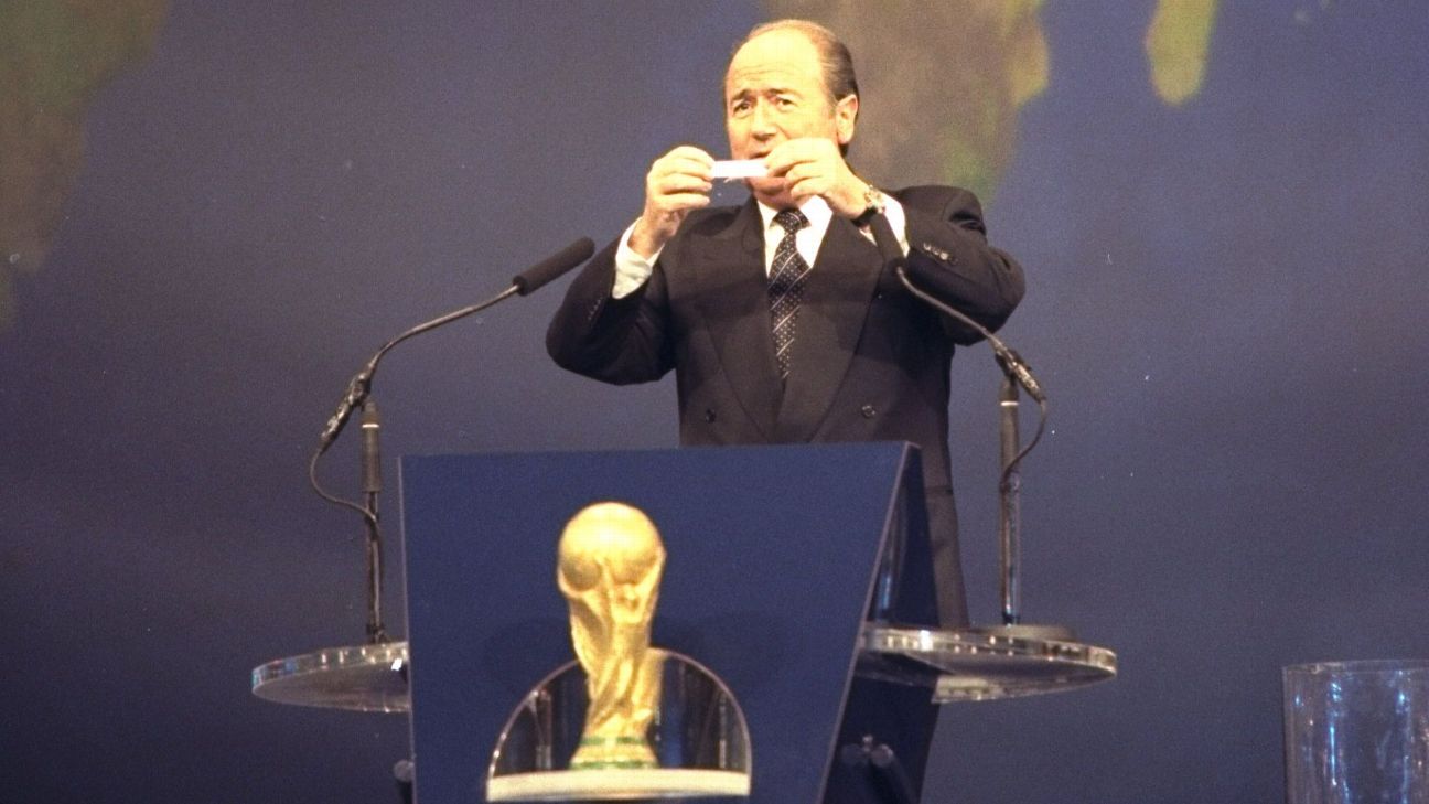 Réplique Trophée Coupe du Monde FIFA™ - Official FIFA