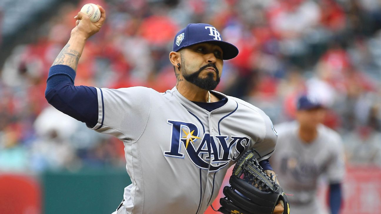 Dodgers trade Sergio Romo to Tampa Bay Rays