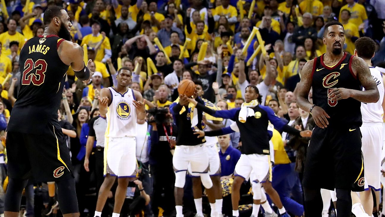 NBA playoffs bracket 2018: Warriors sweep Cavaliers, earn third