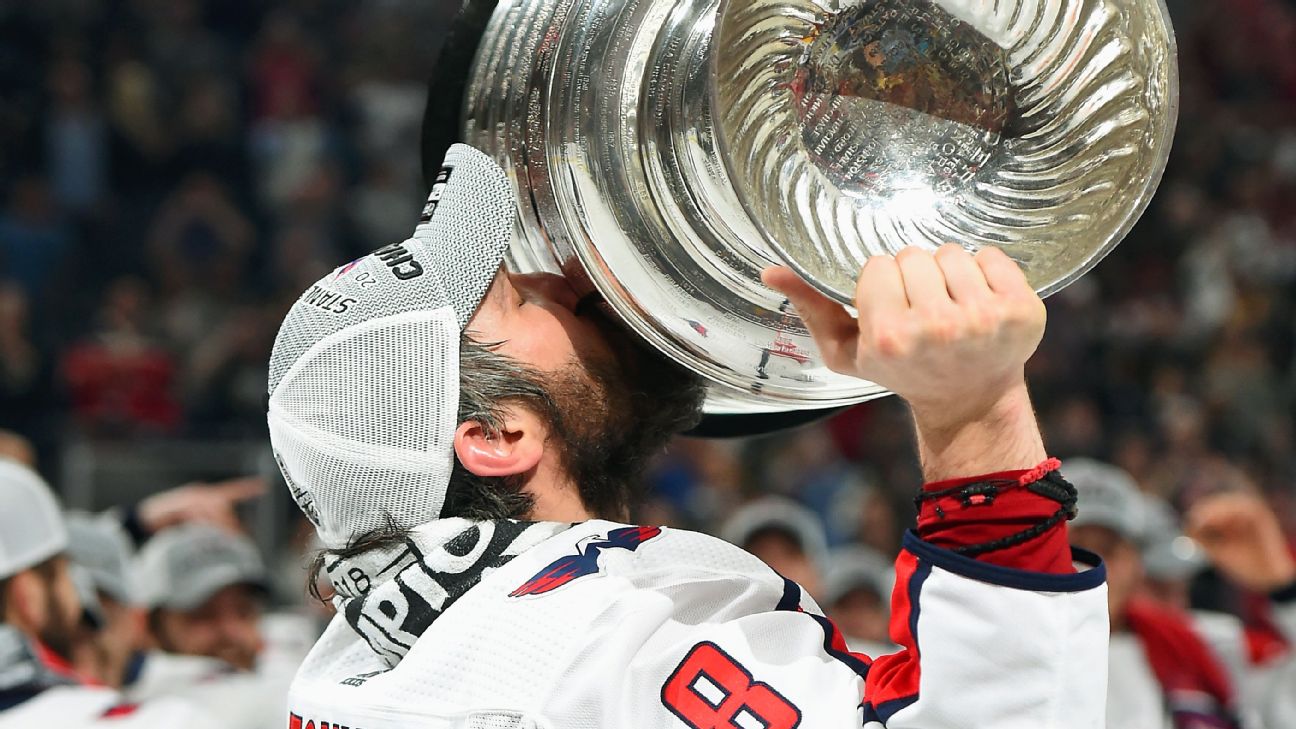 Alex Ovechkin brings Stanley Cup to 