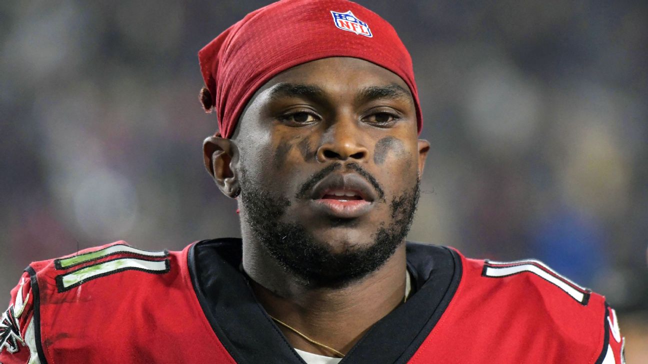 Atlanta Falcons Should Ignore Julio Jones Wish For New Contract