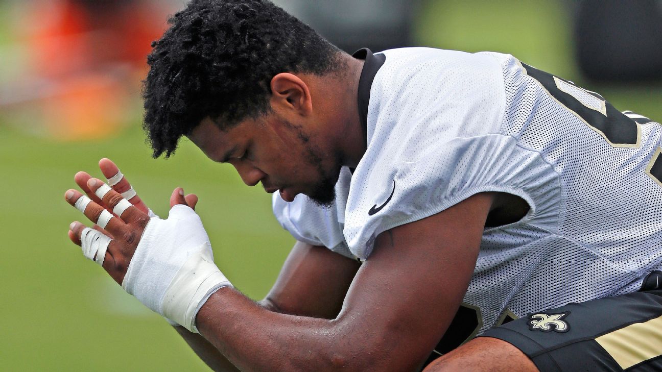 Marcus Davenport Not Practicing at Minicamp, Has Two Injuries