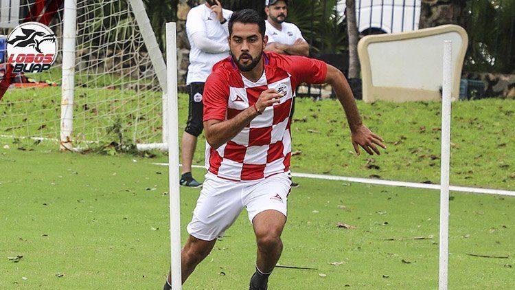 Lobos BUAP presumen un uniforme similar al de Croacia