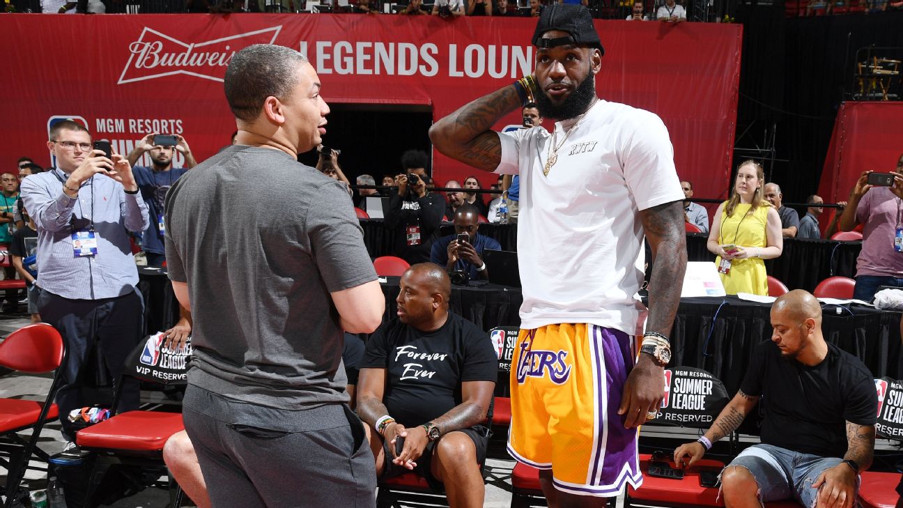 Lebron James Courtside For Lakers Summer League Game Abc7 Los Angeles
