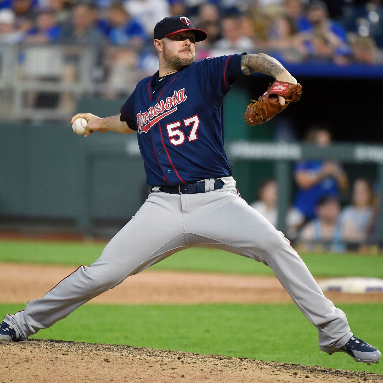 Houston Astros acquire reliever Ryan Pressly from Minnesota Twins - ESPN