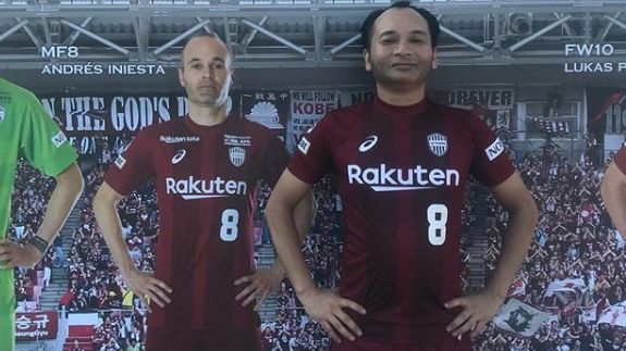 Fc Tokio Suplira Ausencia De Iniesta Con Imitador Del Espanol