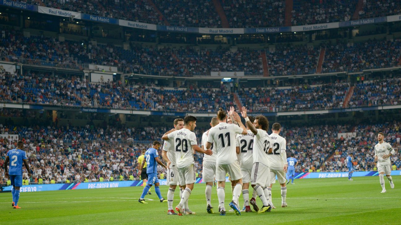 Club America 0-2 Real Madrid: Benzema and Ronaldo fire Blancos to