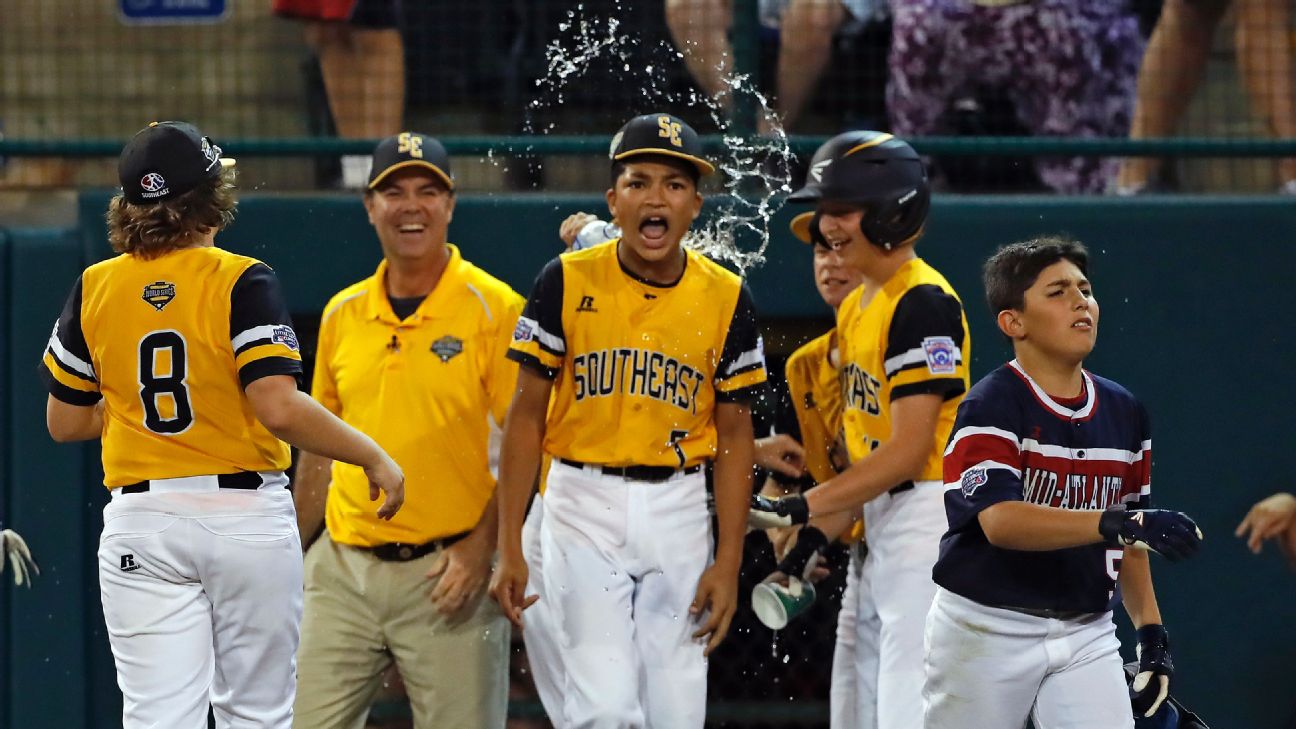 Southeast gives up first hit of LLWS