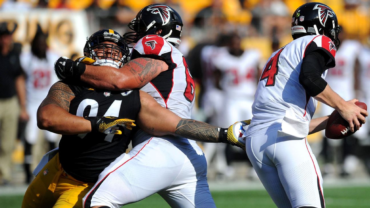 Emmanuel Ellerbee of the Atlanta Falcons looks on after the game