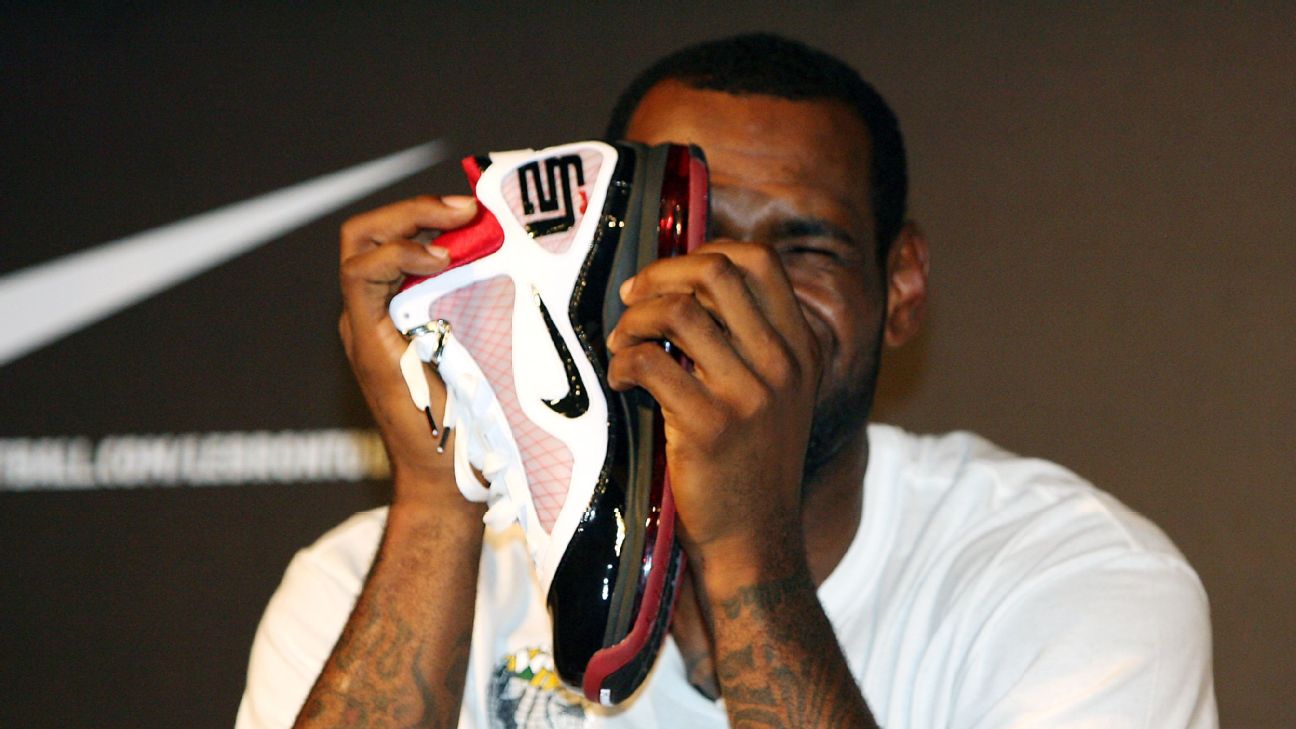 The best and worst of LeBron James' sneakers - ABC7 Los Angeles