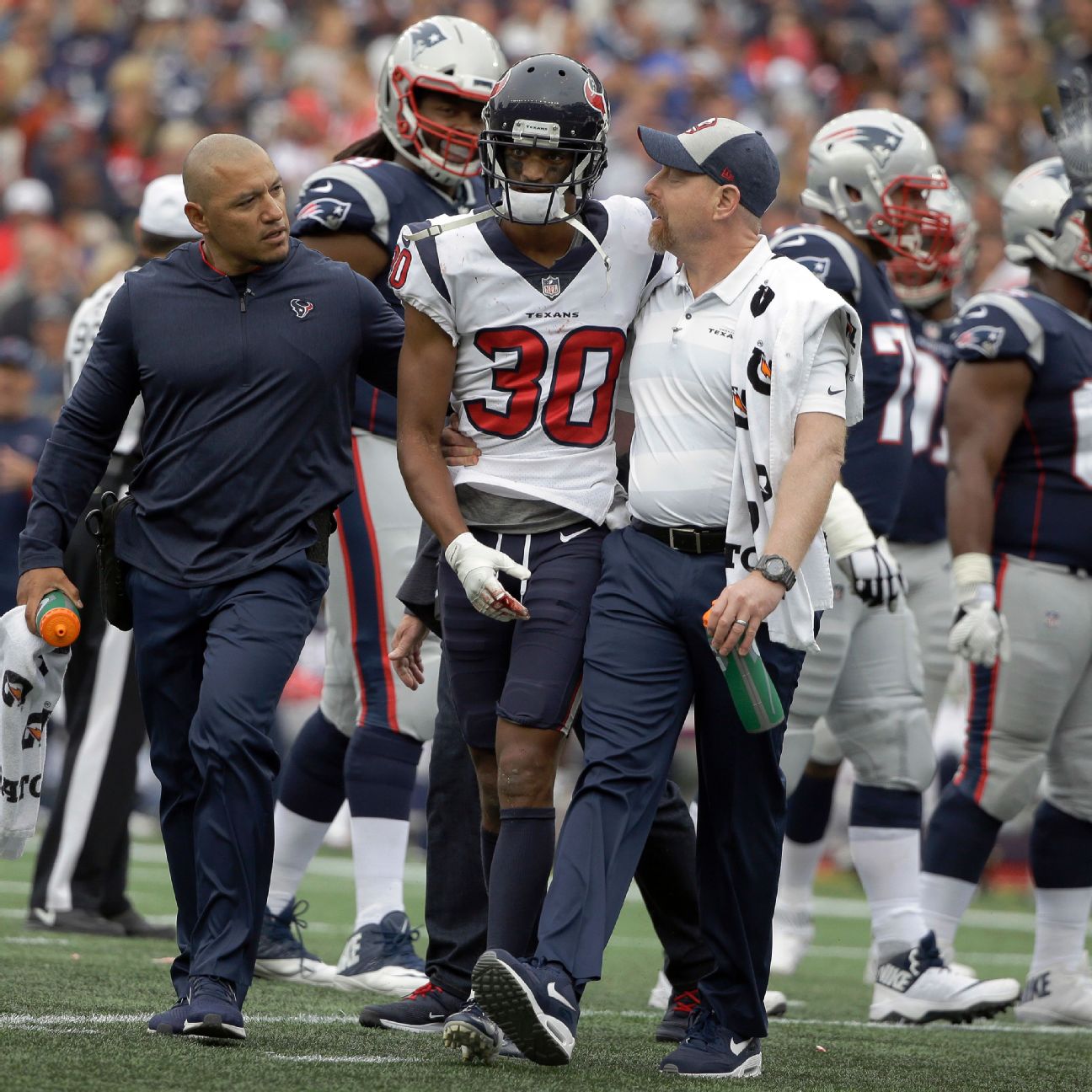 Texans cornerback Johnathan Joseph injures ribs