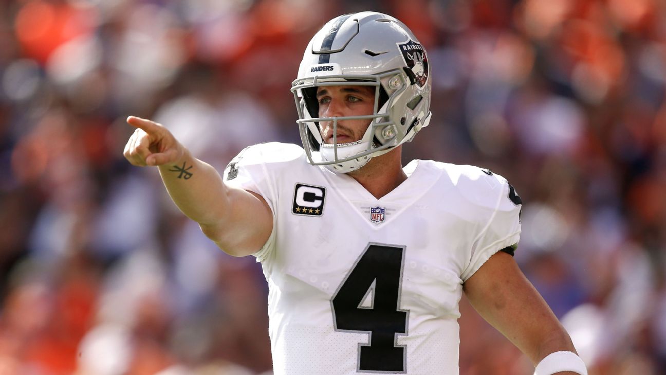 Raiders GM -- Carr 'is a franchise quarterback' - ESPN