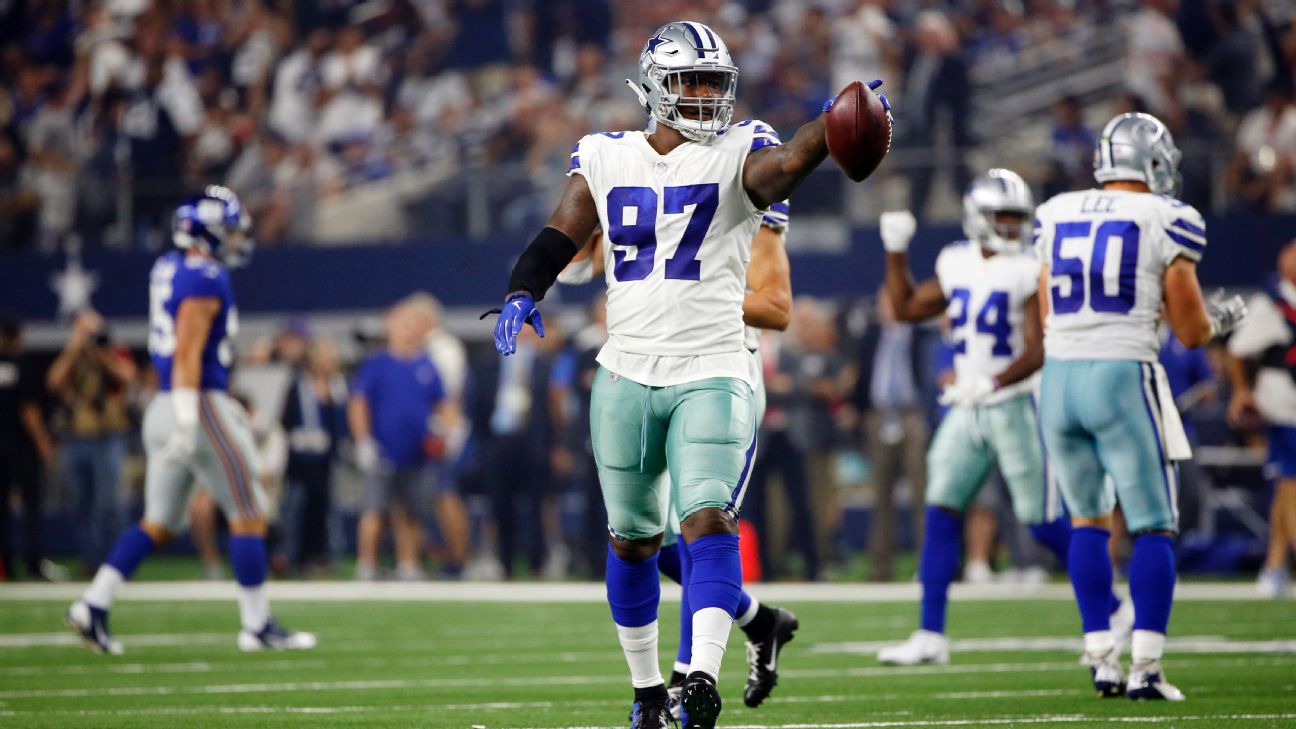 November 05, 2018:.Dallas Cowboys defensive end Taco Charlton (97