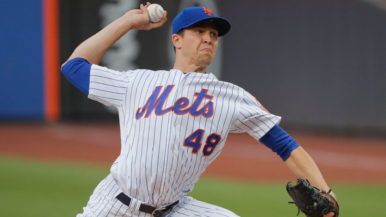 Jacob deGrom, oft-injured Rangers ace, to have season-ending right
