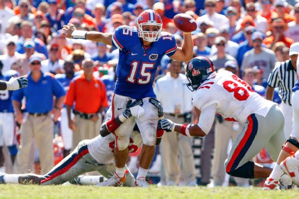 Tebow among 1st-timers on college HOF ballot