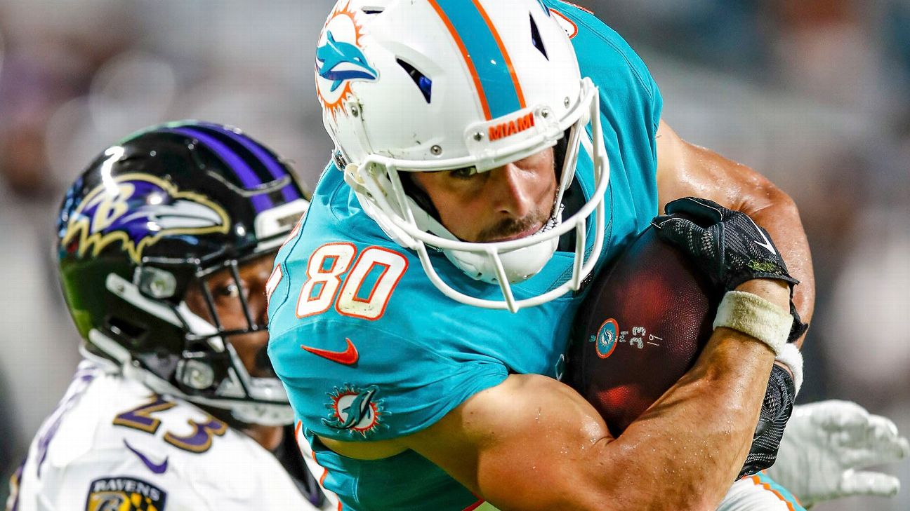 Dolphins' Danny Amendola getting acquainted with Ryan Tannehill