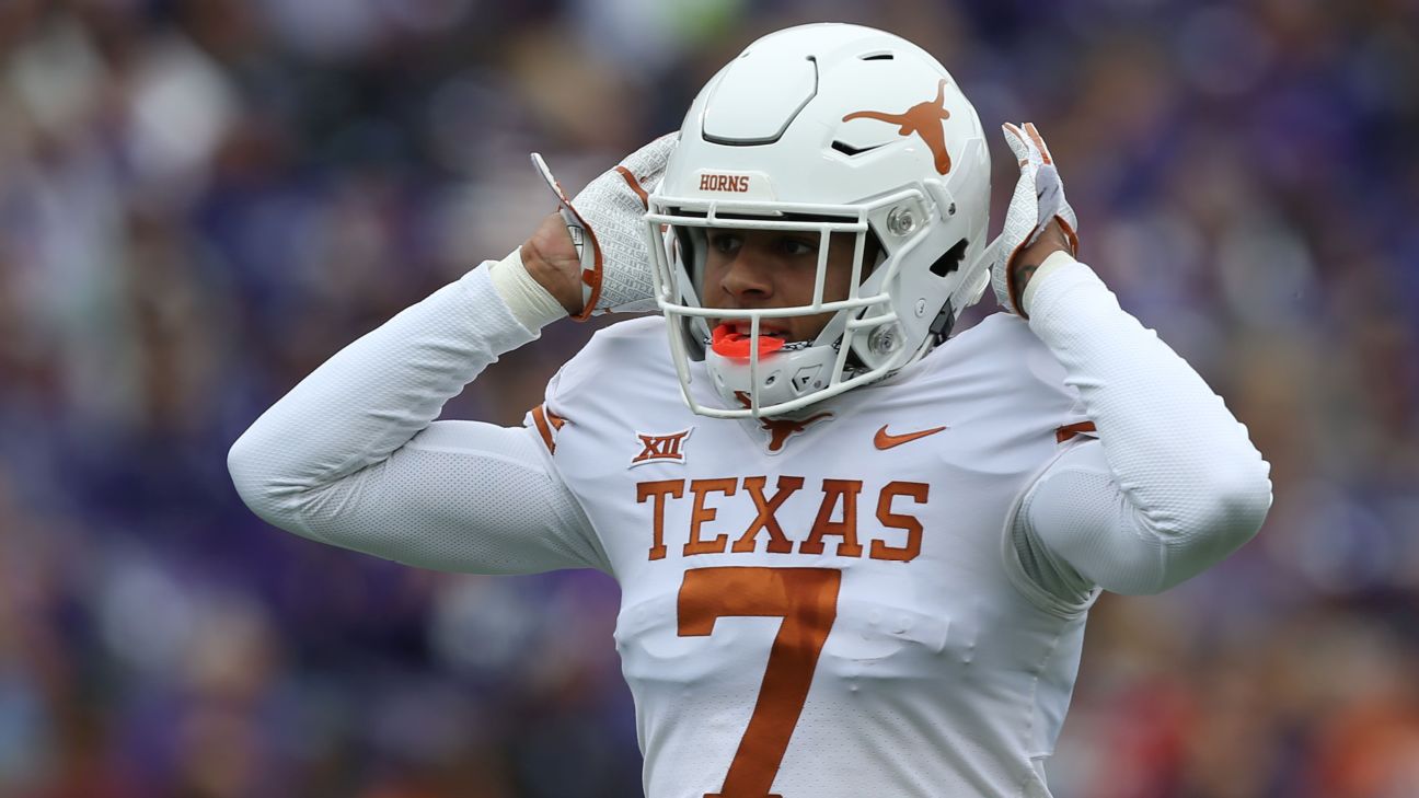 Caden Sterns of Texas Longhorns knocked out of Big 12 championship game  with knee injury - ESPN
