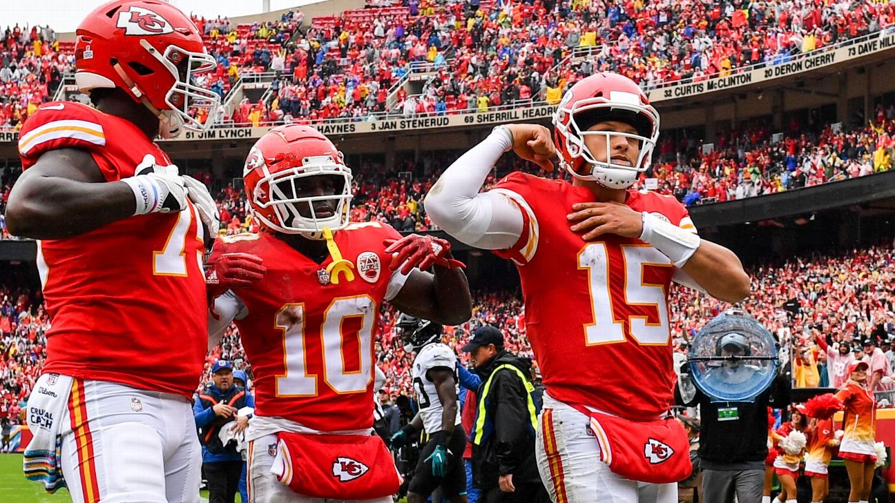 Four Takeaways From the KC Chiefs' 34-28 Win Over the Los Angeles
