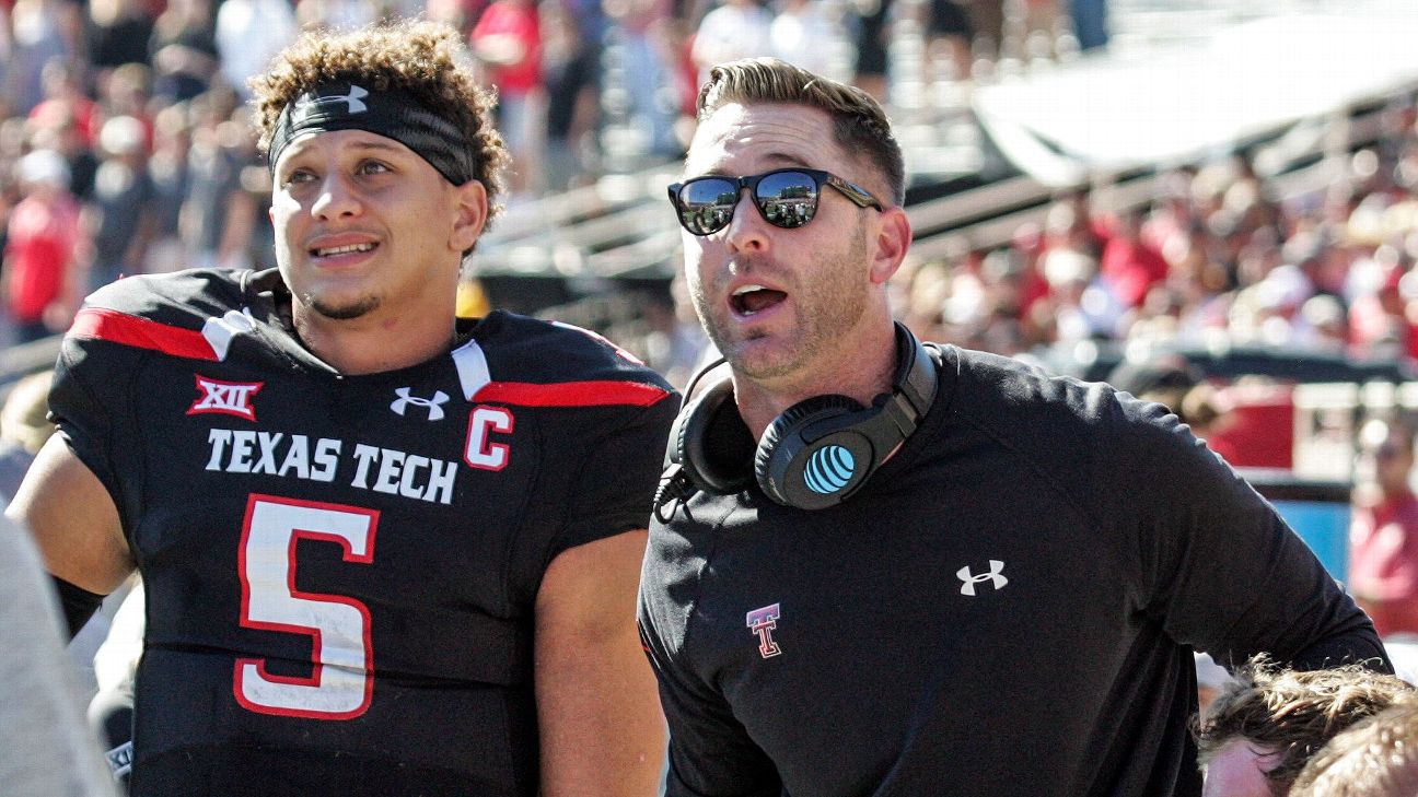 Could Patriots target Kliff Kingsbury for offensive coordinator?