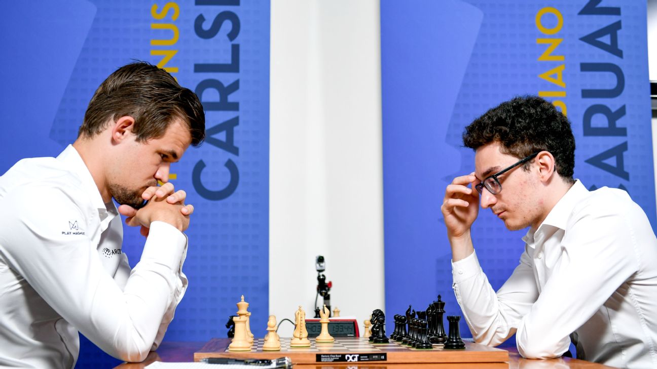 Magnus Carlsen Play Live Challenge simul