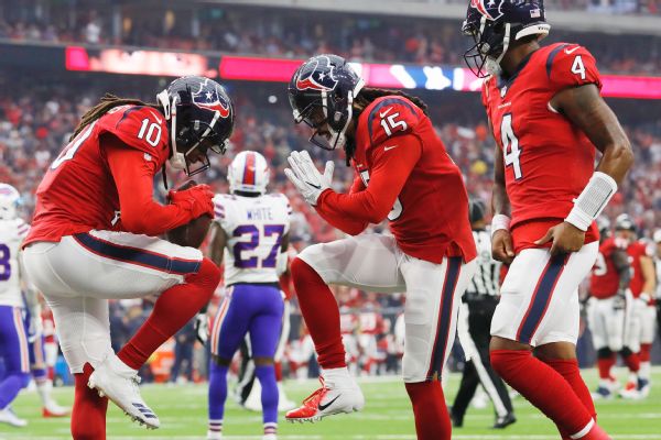 Watson, offense bounce back as Texans rout Falcons