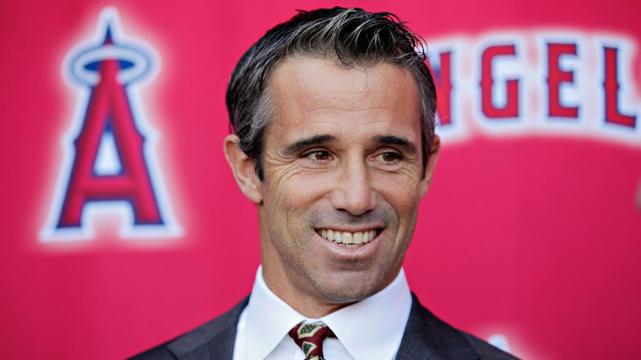 What you need to know about Astros managerial candidate Brad Ausmus