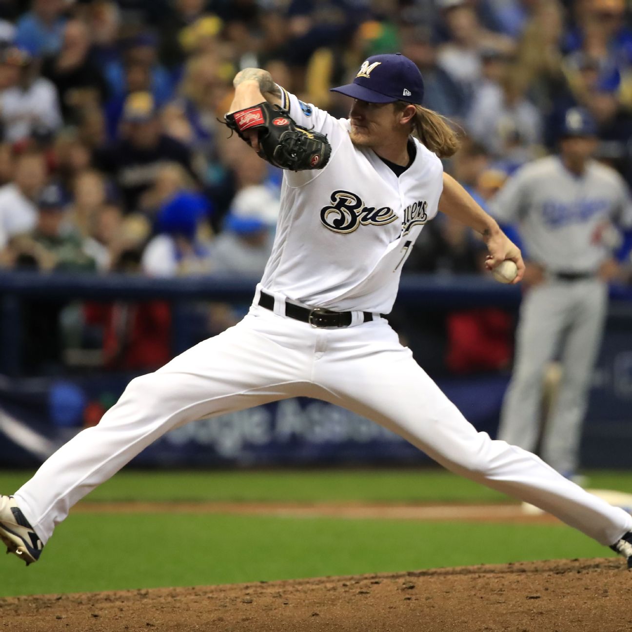 Josh Hader discusses Trevor Hoffman, what makes a great closer, his start  to the season, and more 