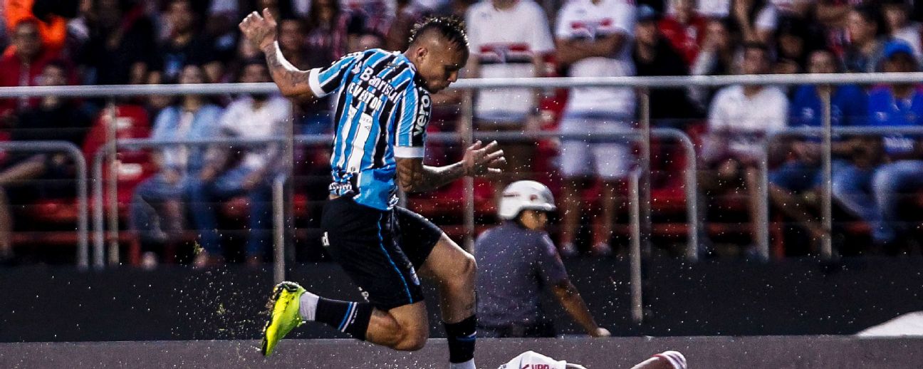 Everton Soares: Everton interested in Brazil and Gremio winger, Football  News