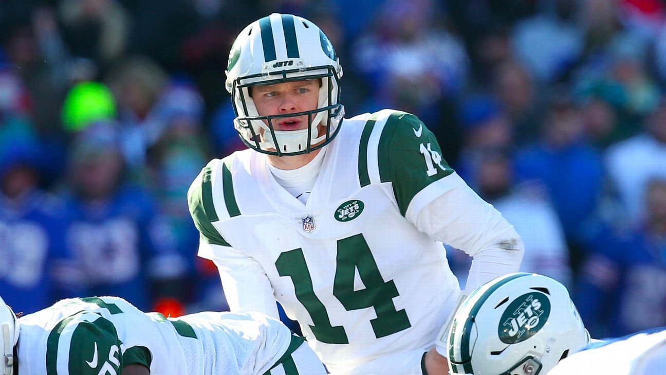 What difference Jets' Le'Veon Bell sees in Sam Darnold early in training  camp 