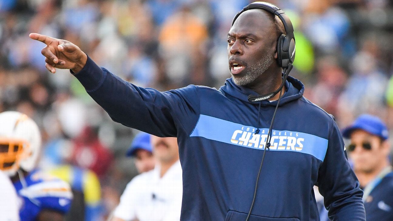 Former Chargers coach Anthony Lynn is at home on 49ers staff - Los