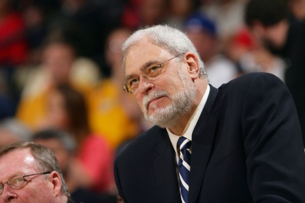 estatua de phil jackson