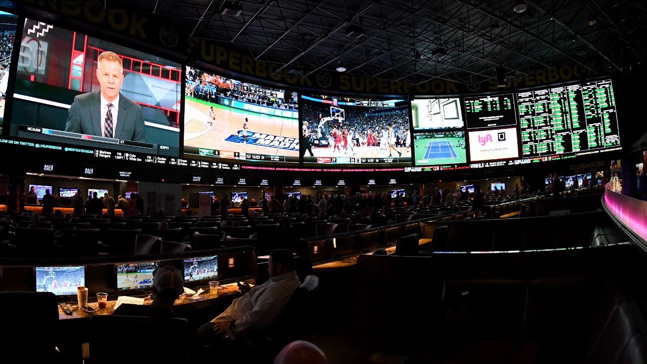 Inside how the Westgate Las Vegas SuperBook makes 442 prop bets for Super  Bowl LIII - ESPN