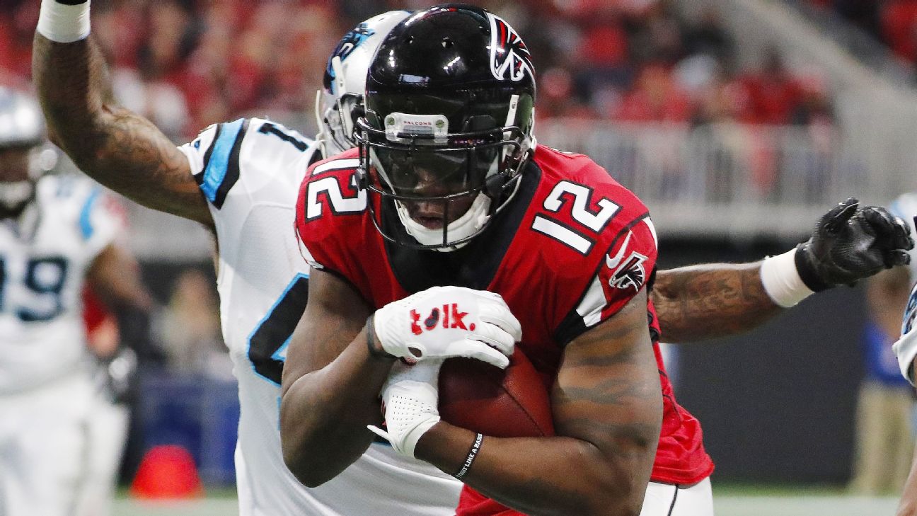 Falcons trade Mohamed Sanu to Patriots for second-round draft pick