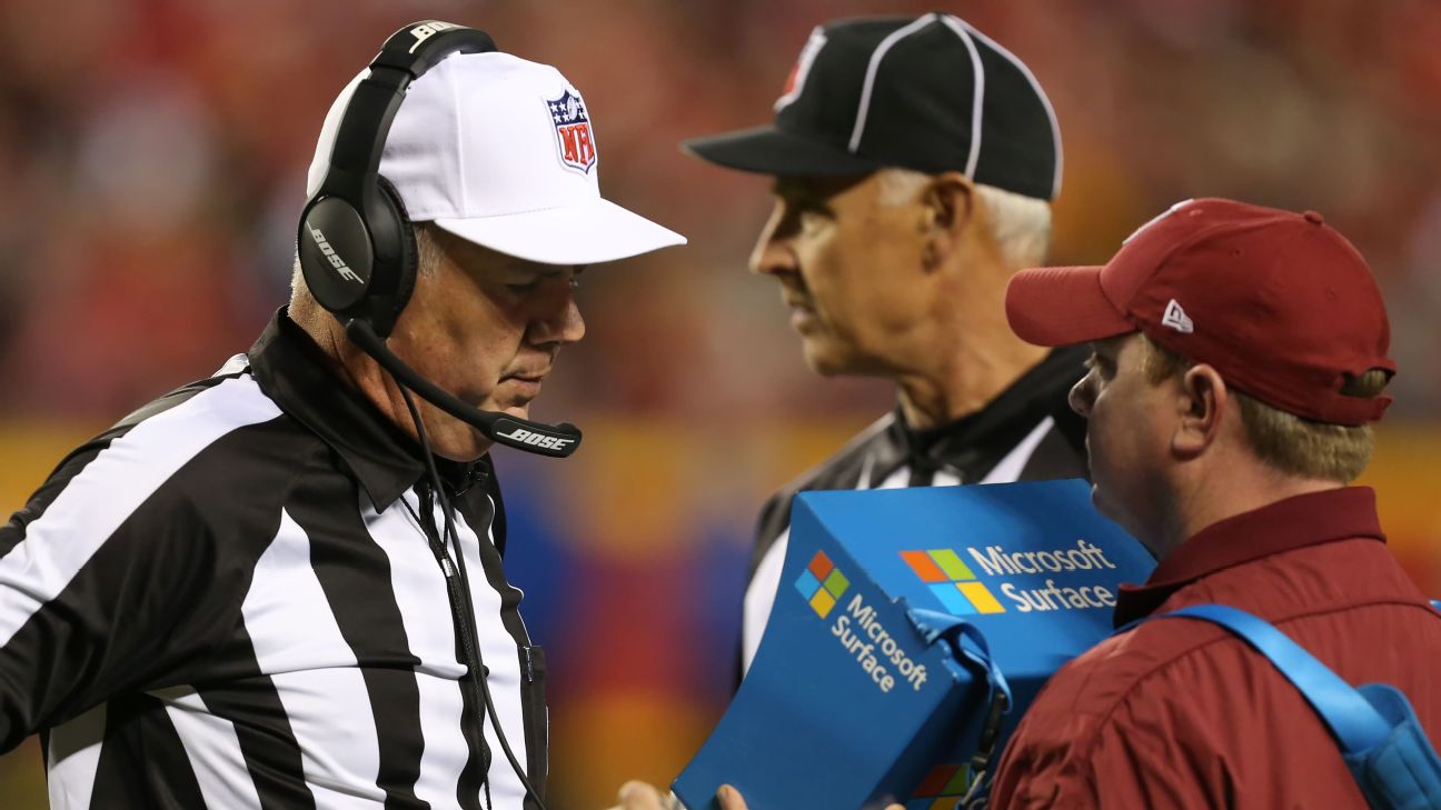 Bill Vinovich, Terry McAulay to referee conference title games - NBC Sports