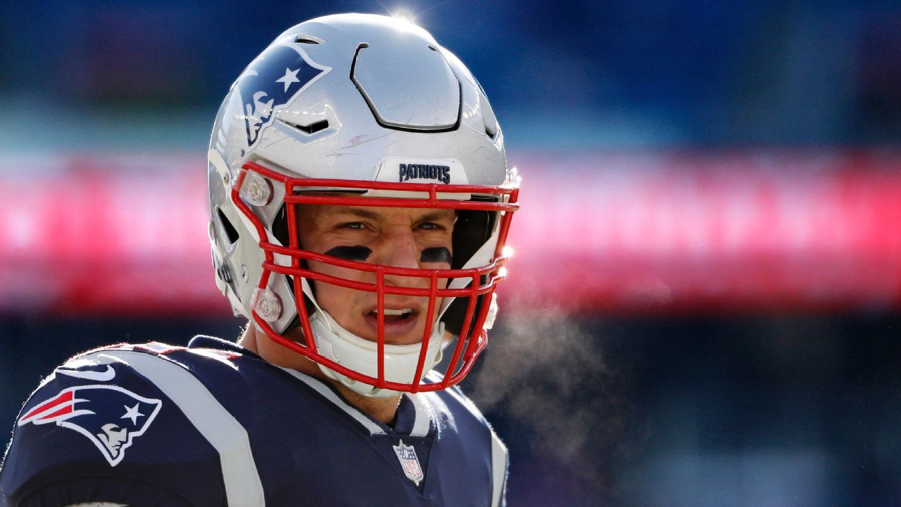 Annual Patriots-Bills Game Is a Family Affair for the Gronkowskis, Daily  Gronk