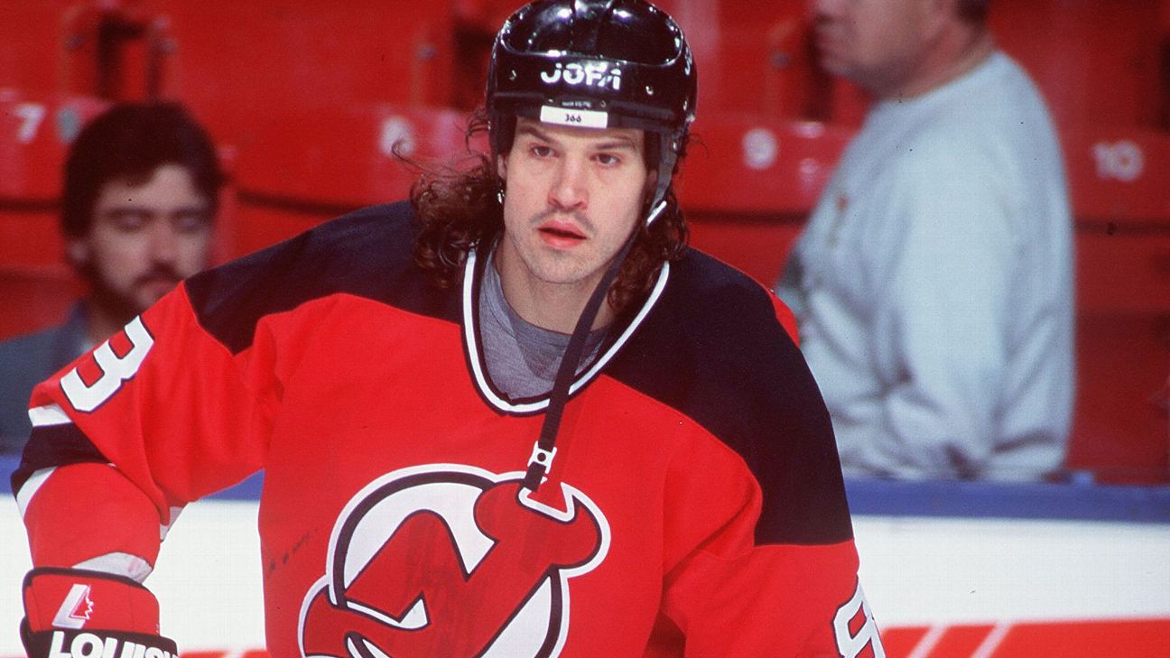 Former Devil Mike Peluso's lawsuit says team hid extent of his head ...